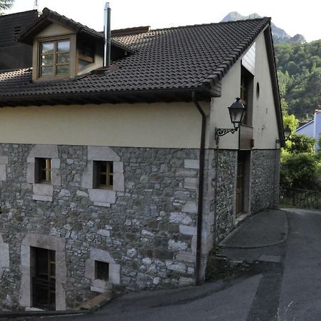 La Casona De Don Santos Hotel Proaza Kültér fotó