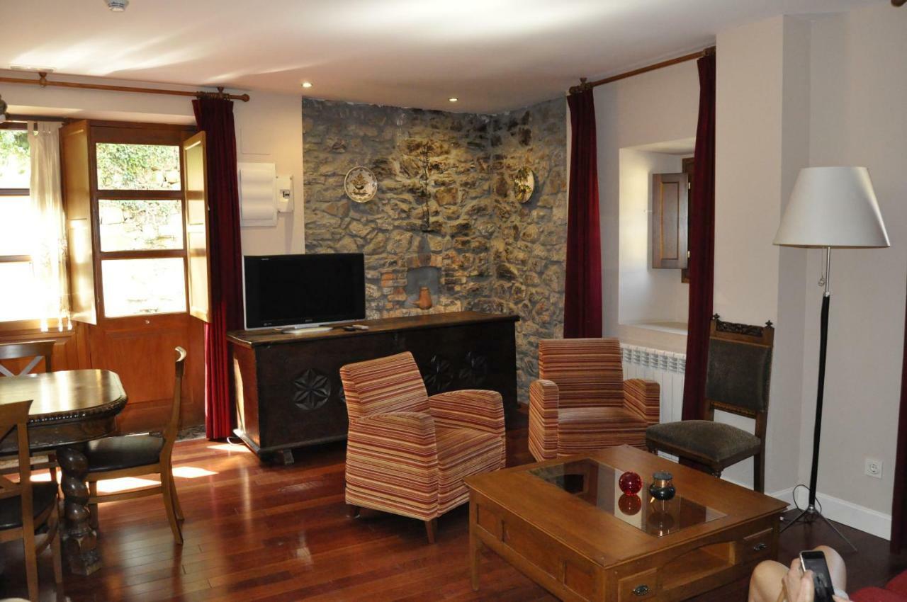 La Casona De Don Santos Hotel Proaza Kültér fotó