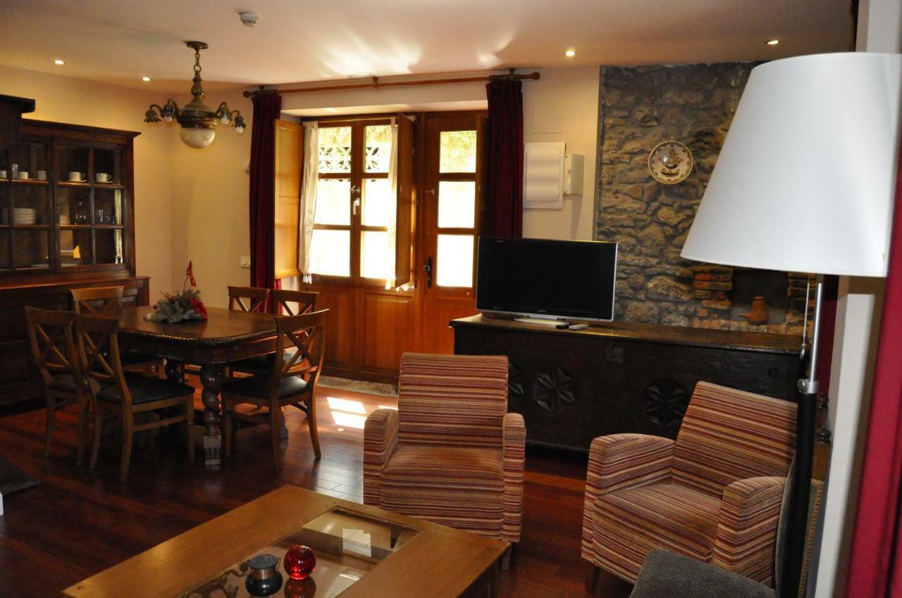La Casona De Don Santos Hotel Proaza Kültér fotó
